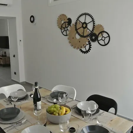 Urban Luxury Apartment Salerno Exterior photo